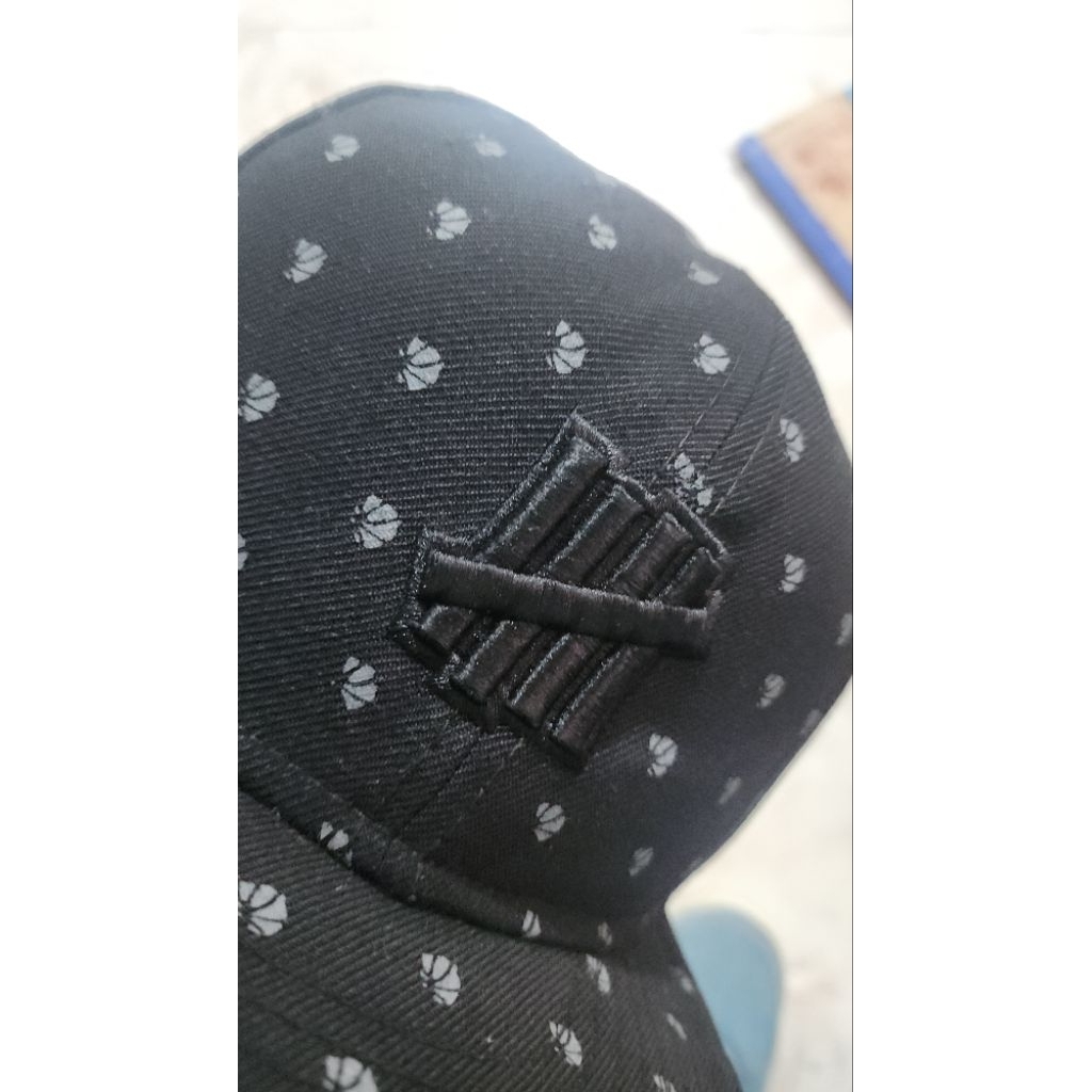 Topi Undefeated × New Era - 59FIFTY 7 5/8 ( down size 7 1/2) 100% Wool ORIGINAL