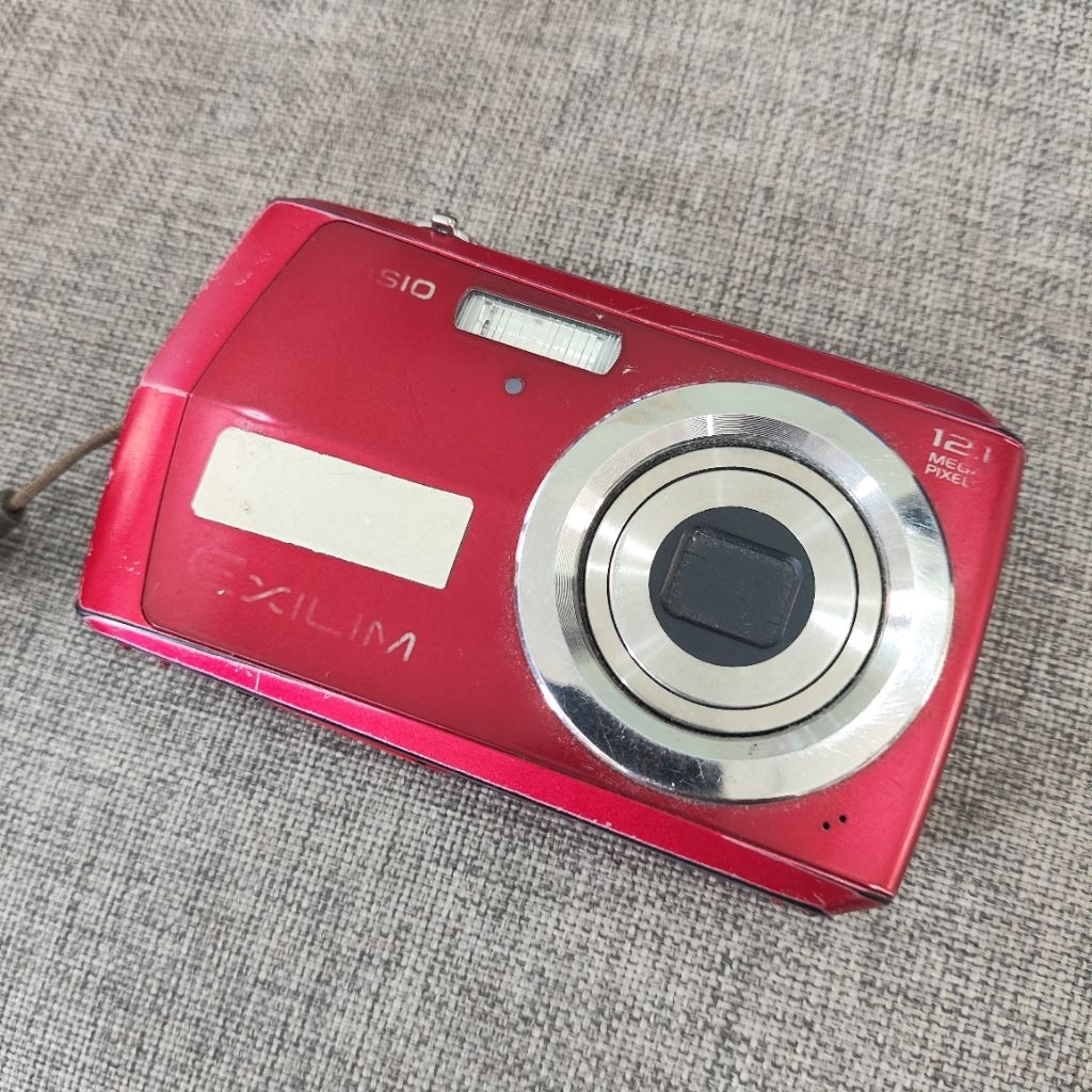 casio exilim ex z16 merah