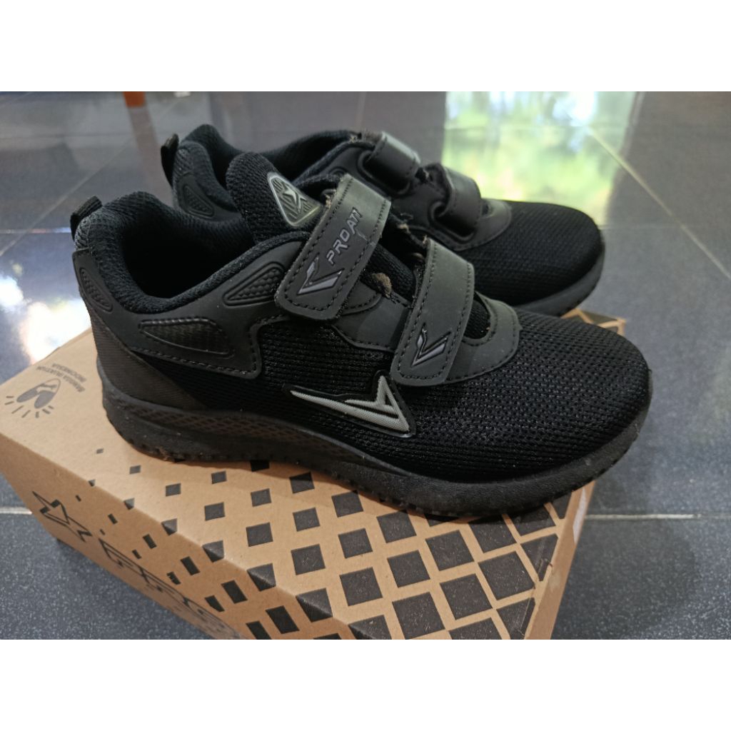 Sepatu Sekolah Anak ProATT MR852V