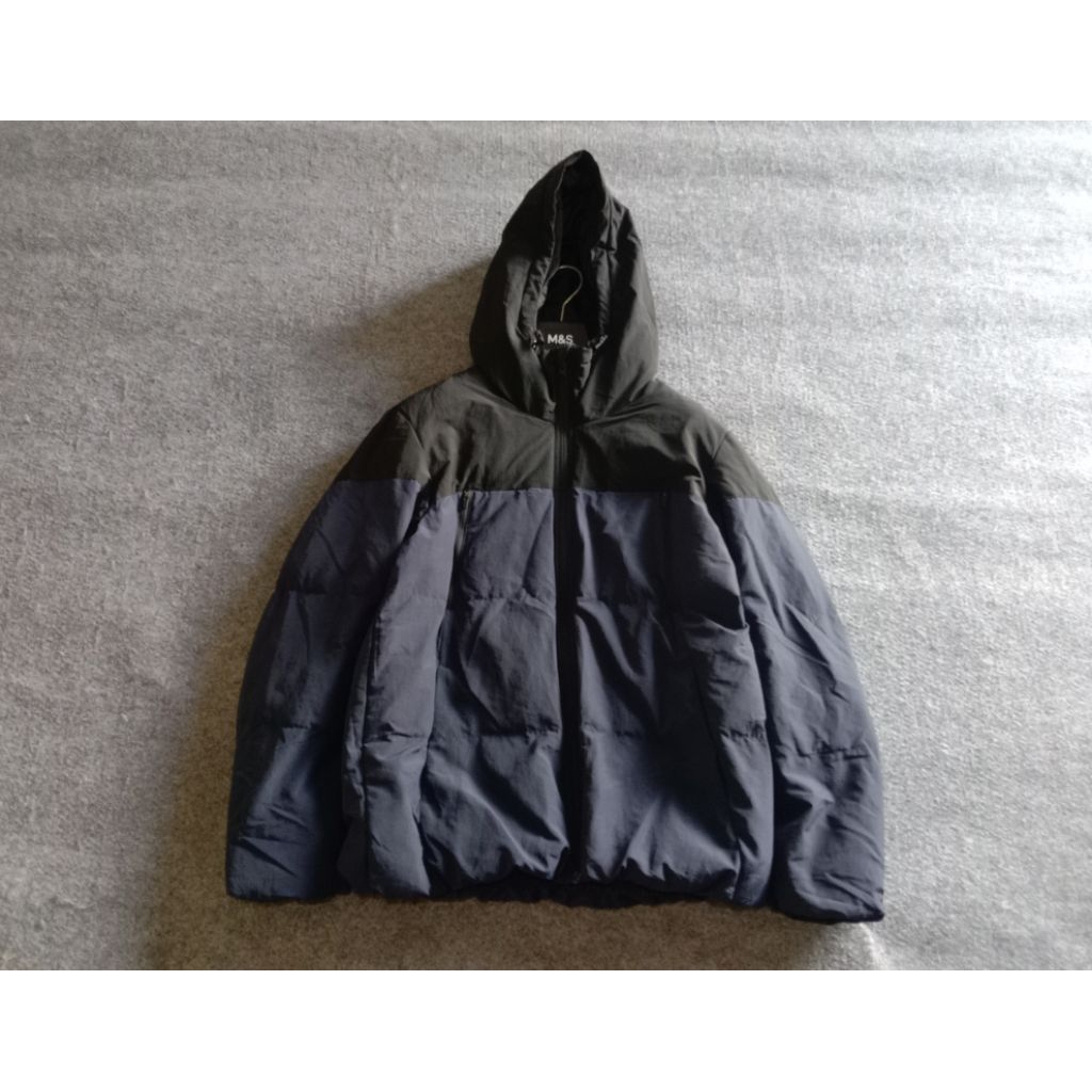HEAT PADDED HEAT PADDED, GLOBAL UNIQLO. Sz L Like New