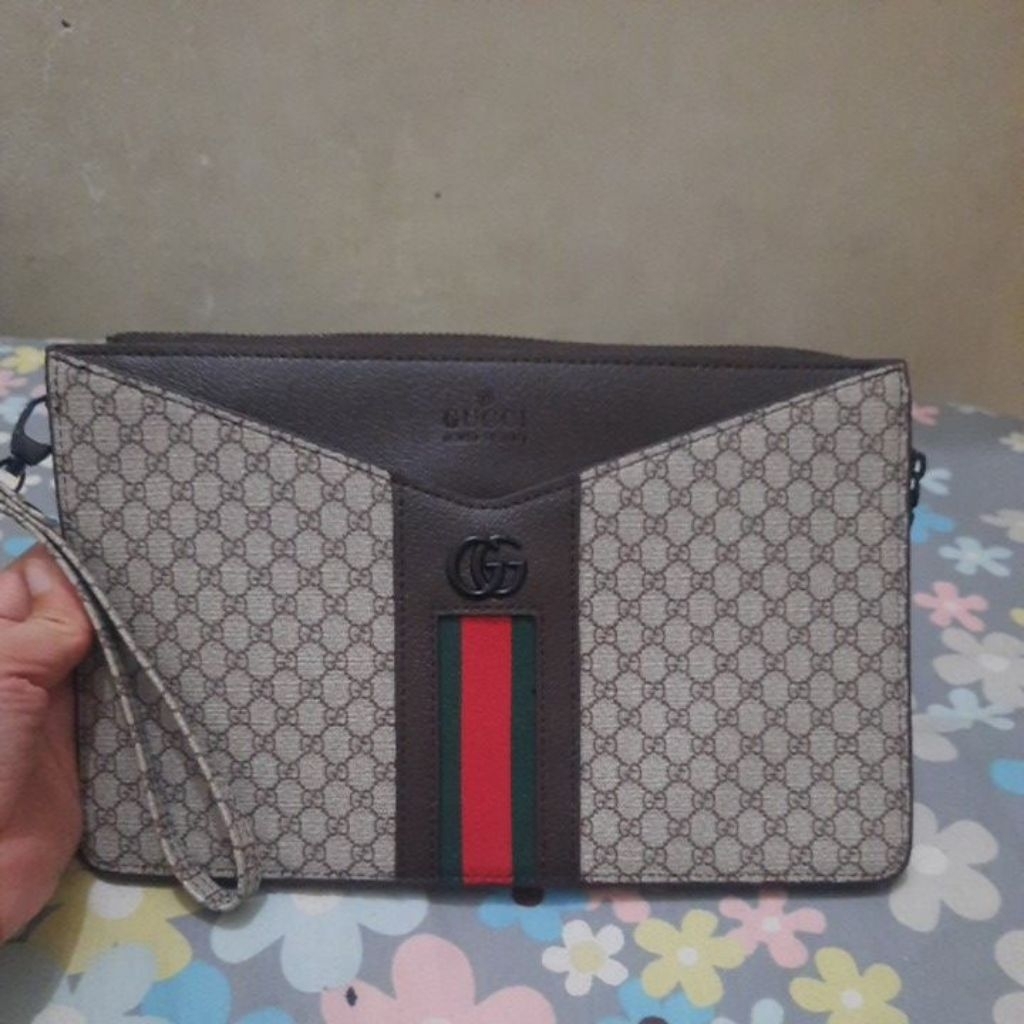 Preloved Clutch No Branded