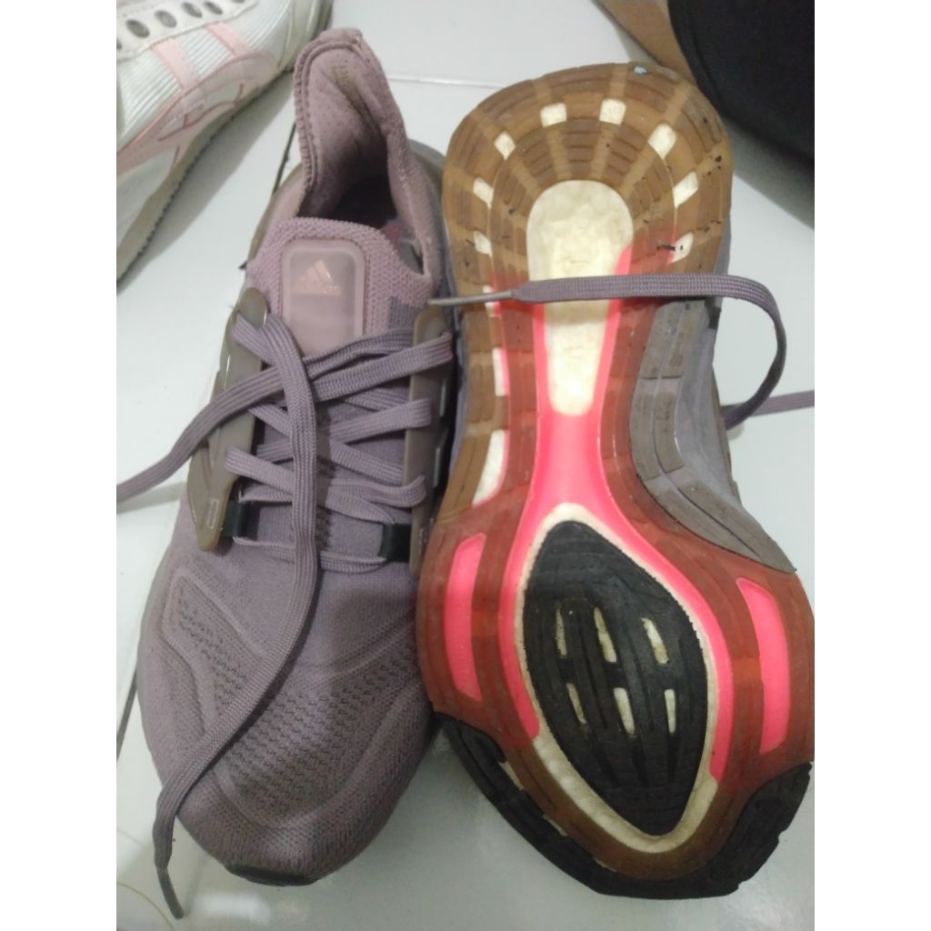 Adidas Ultraboost 22 Purple Women US 7 Second
