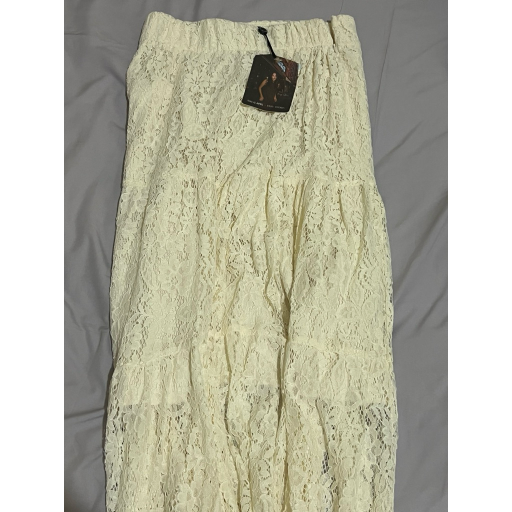 This Is April x Enzy Storia | Isabella Lace Skirt | Brand New Pre-loved