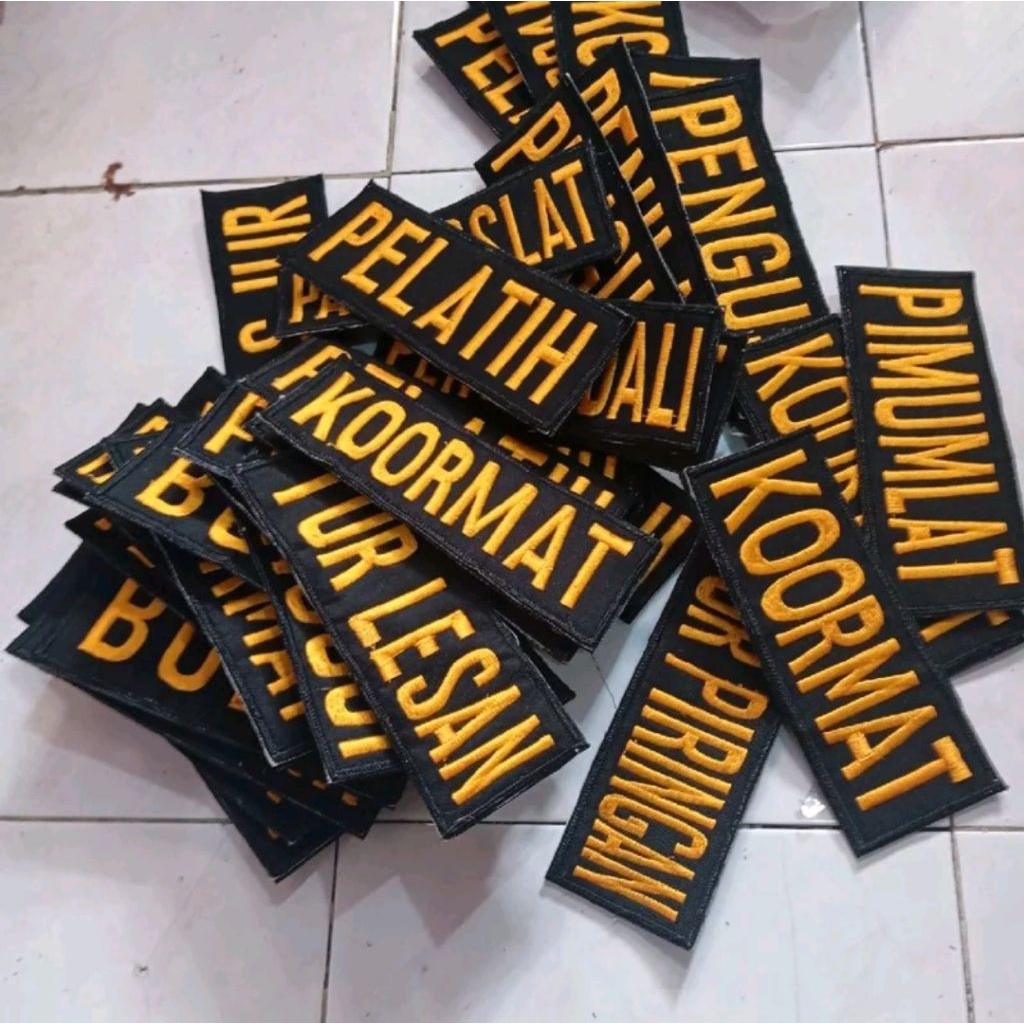 nama emblem bordir custom warna custom pake velcro