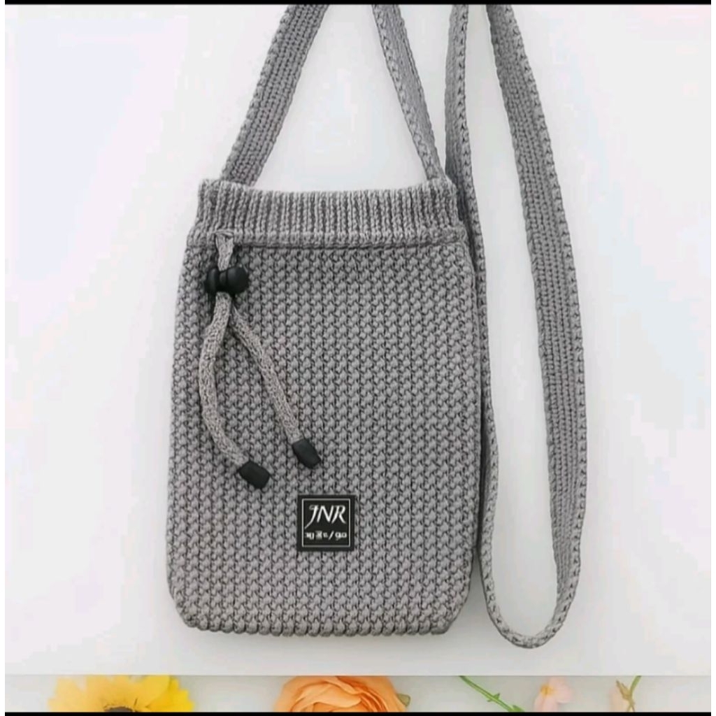 Tas Rajut Selempang Wanita Muat HP & Dompet Model Serut