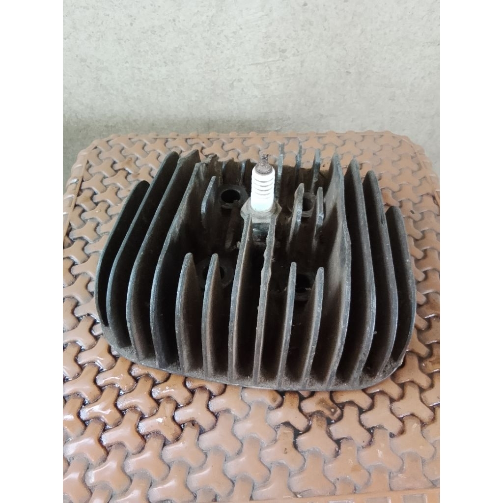Head Blok Yamaha DT100