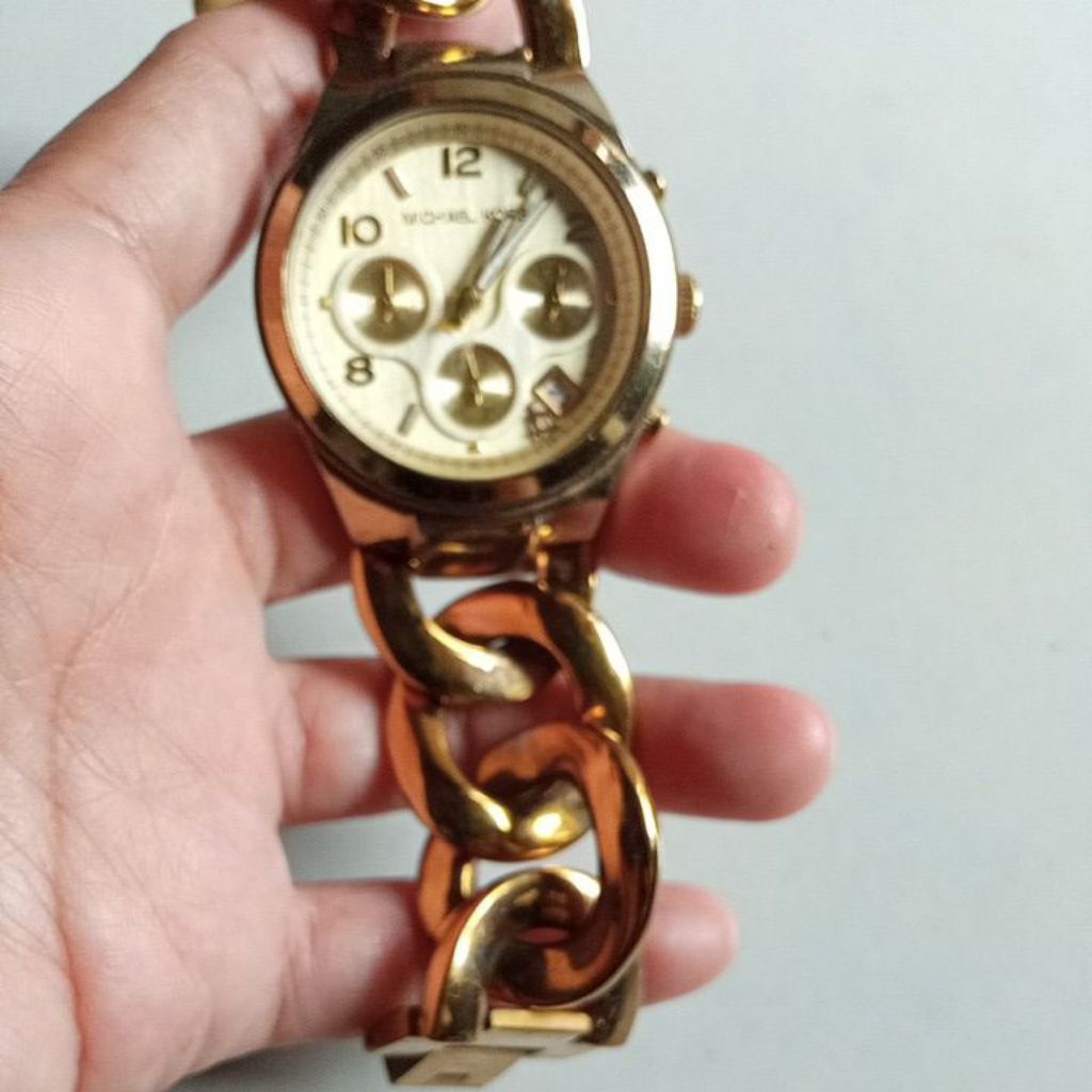 preloved jam tangan MK 1313