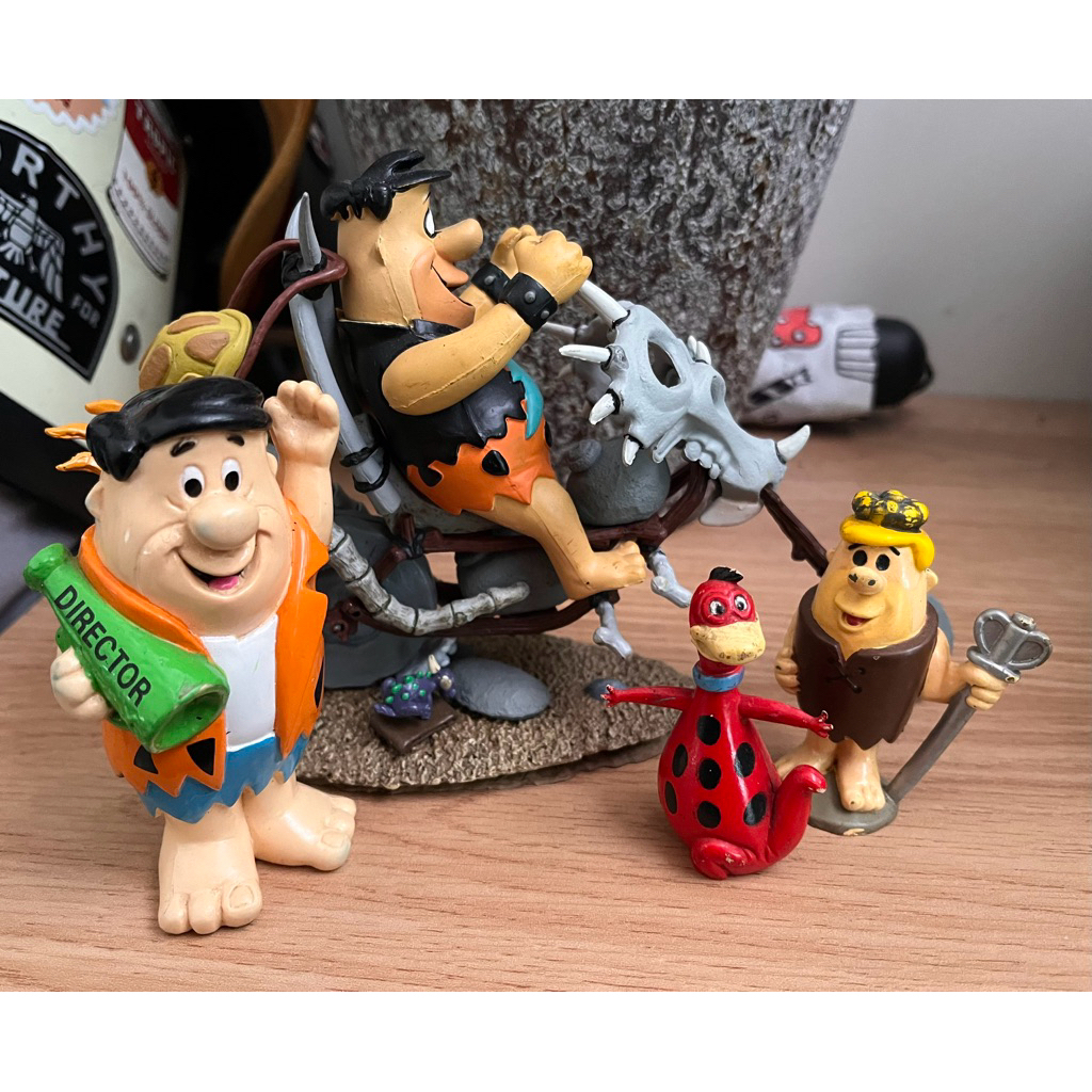 flinstone figure + bundling