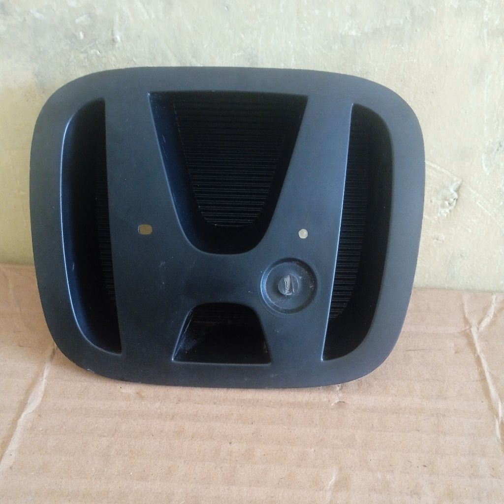 base gril logo embelem  Honda CRV 2007_2010_2013
