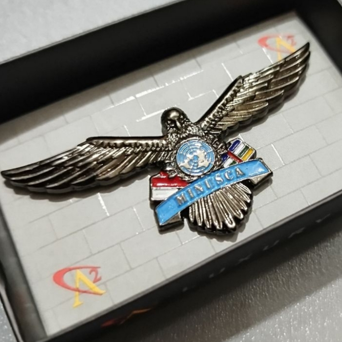 brevet wing luxsury minusca hitam un