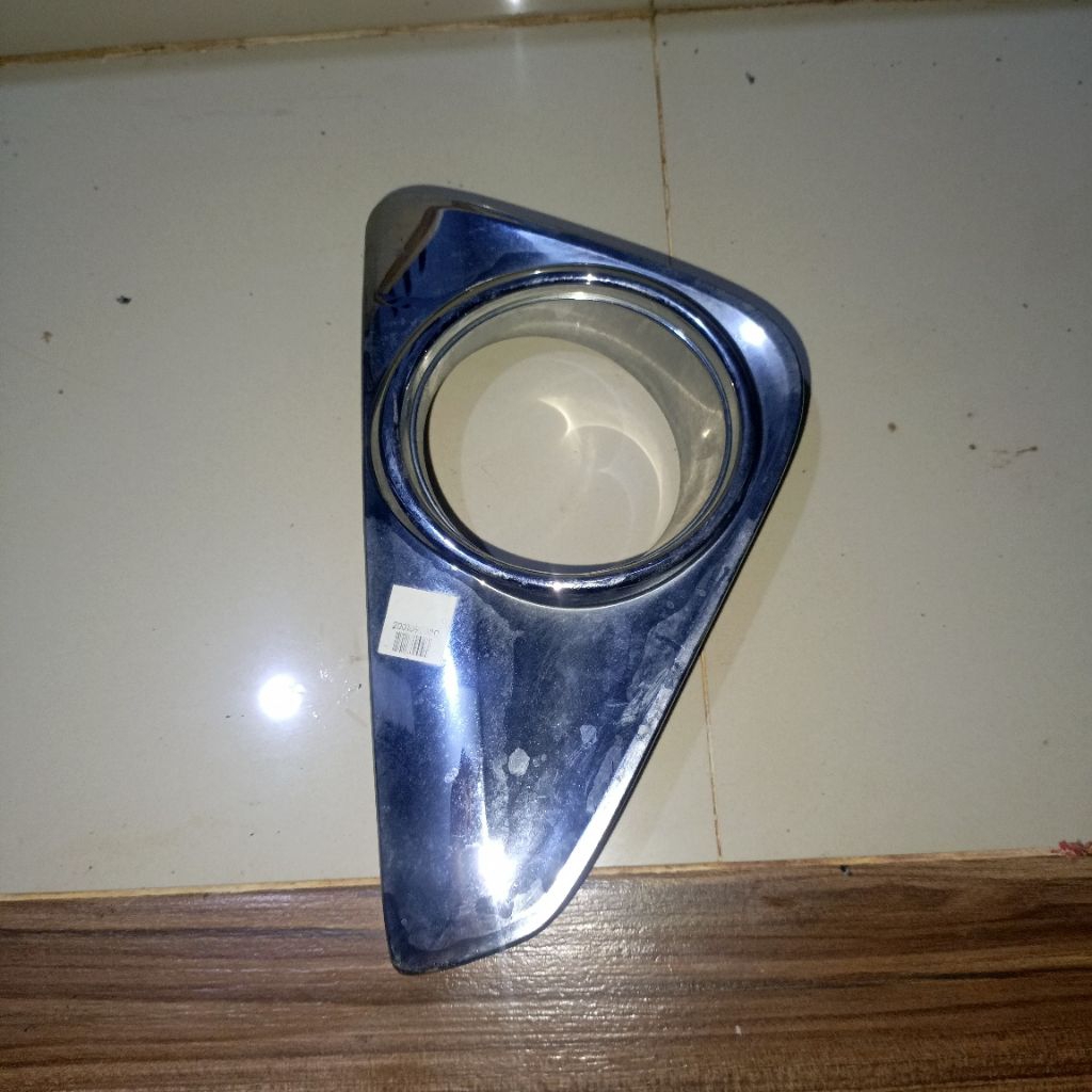 cover ring foglamp garnis foglamp calya 2016-2018 original (kanan)