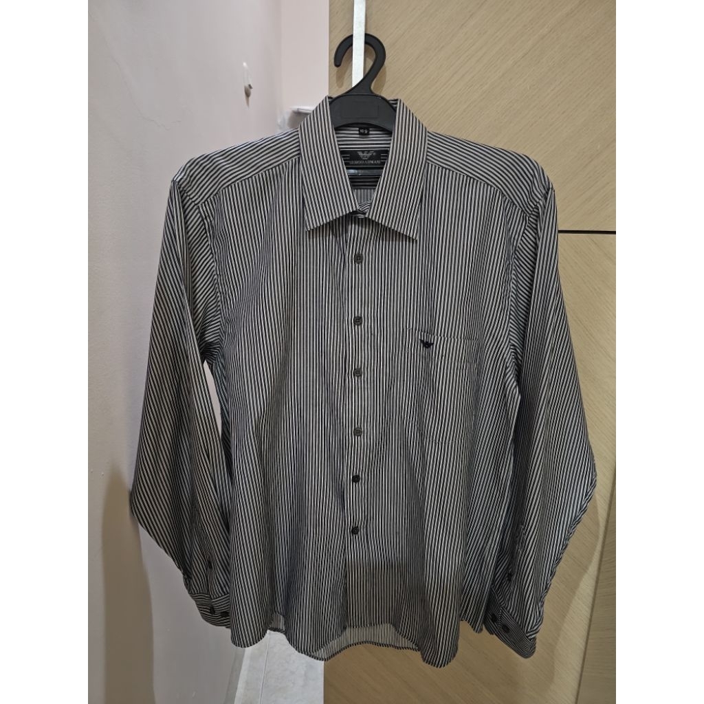 Giorgio Armani Kemeja Lengan Panjang Garis Hitam Size 16½