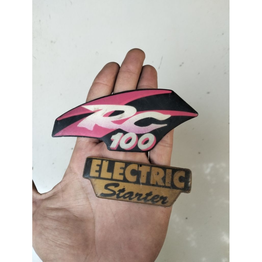 Emblem lambang logo sayap suzuki rc bravo original bekas