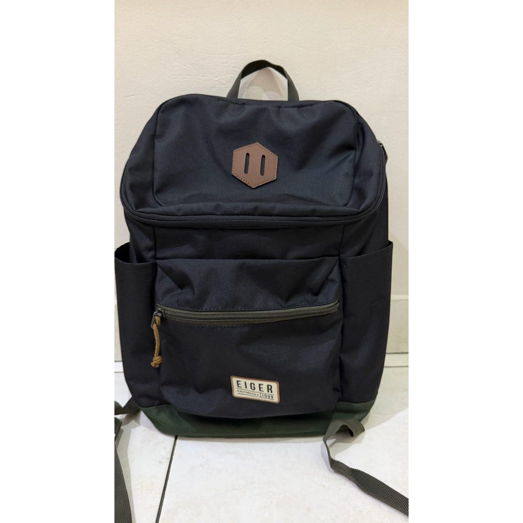 tas ransel/tas sekolah/tas kerja/backpack 15L eiger- preloved