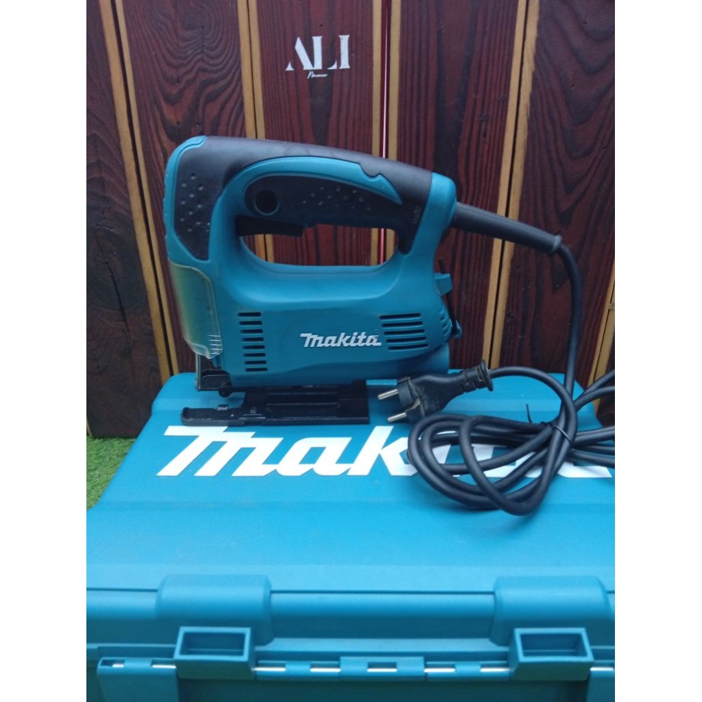 Jigsaw makita 4327M second