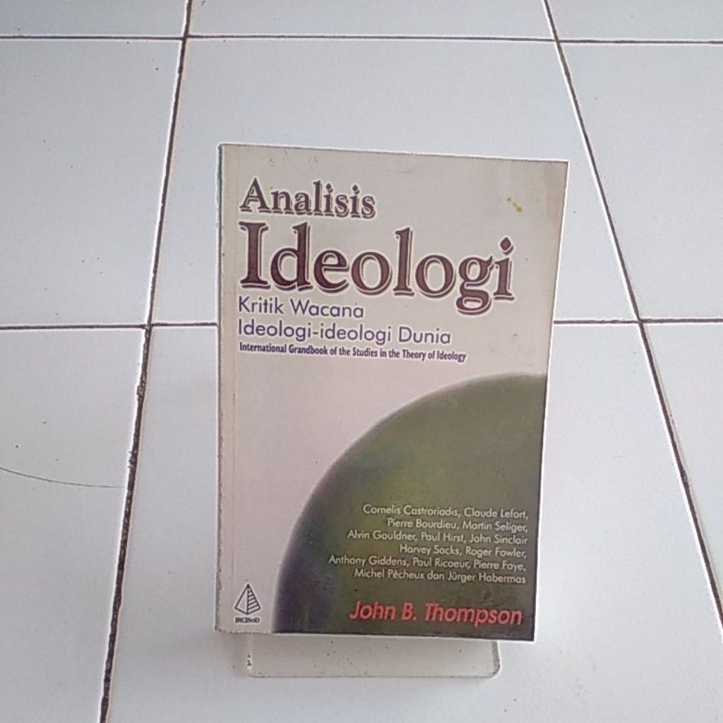 analisis ideologi kritik wacana ideologi-ideologi dunia