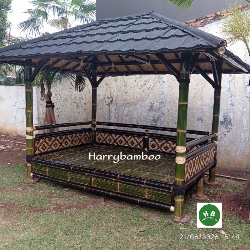 gazebo bambu hitam dengan atap multiroof, 2x3 m