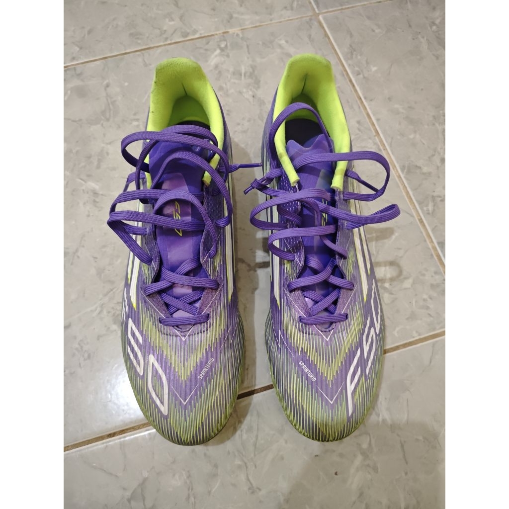 sepatu bola adidas f50