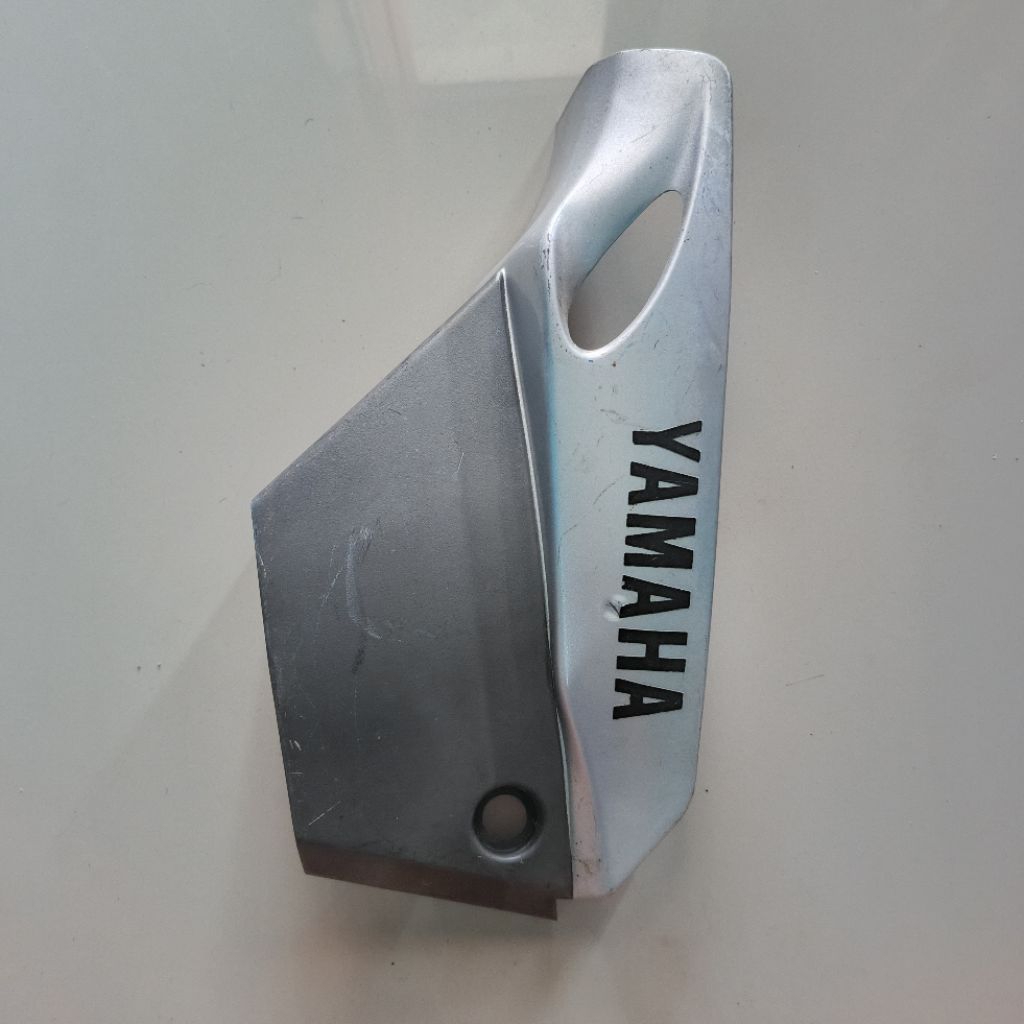 cover tutup aki accu yamaha F1ZR FIZR F1Z R original 4US