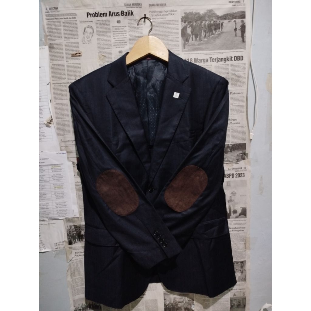 Jas Hitam Elbow Galaxy Premium Slimfeat (L)