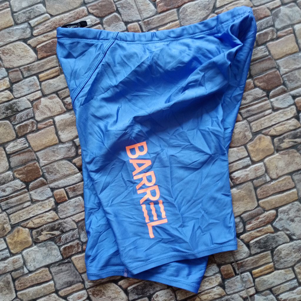 Celana pendek renang legging compression, Swimming short BARREL size M