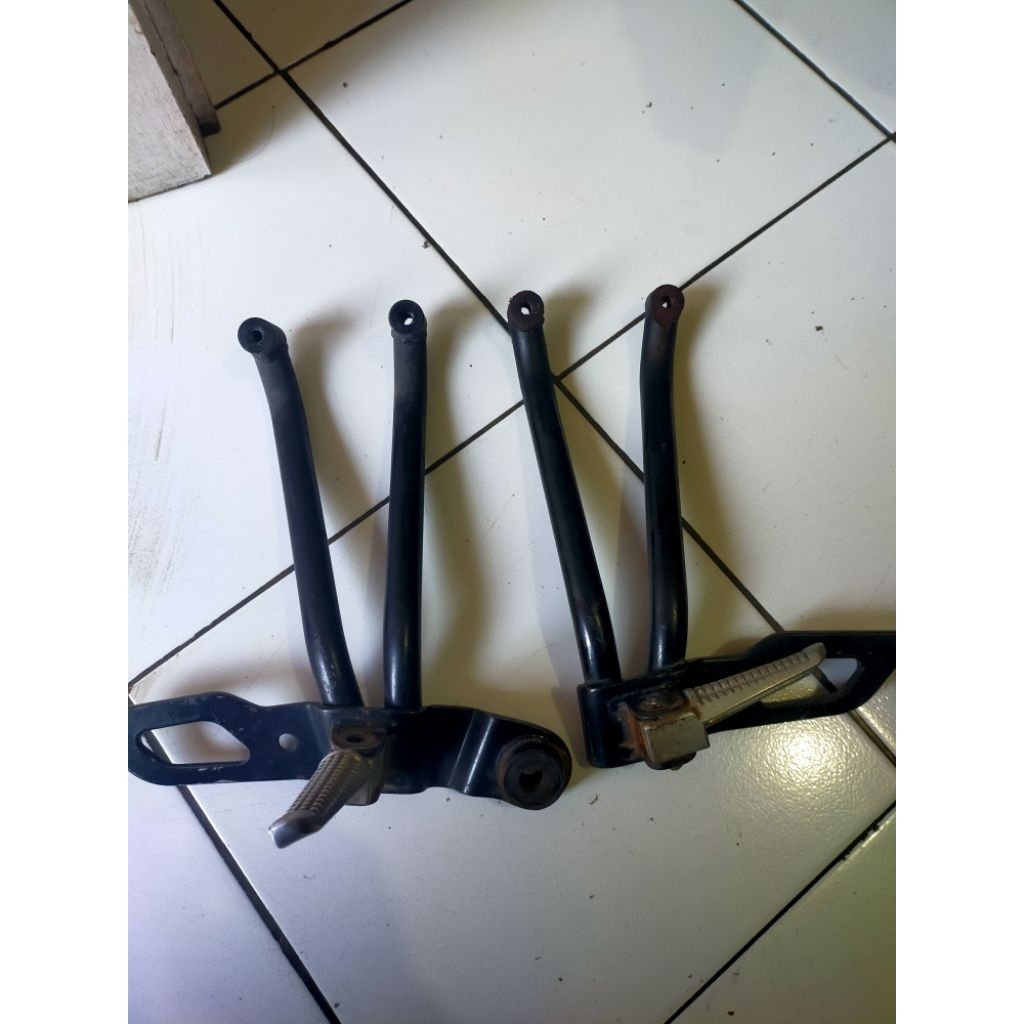 step belakang original R15 v2