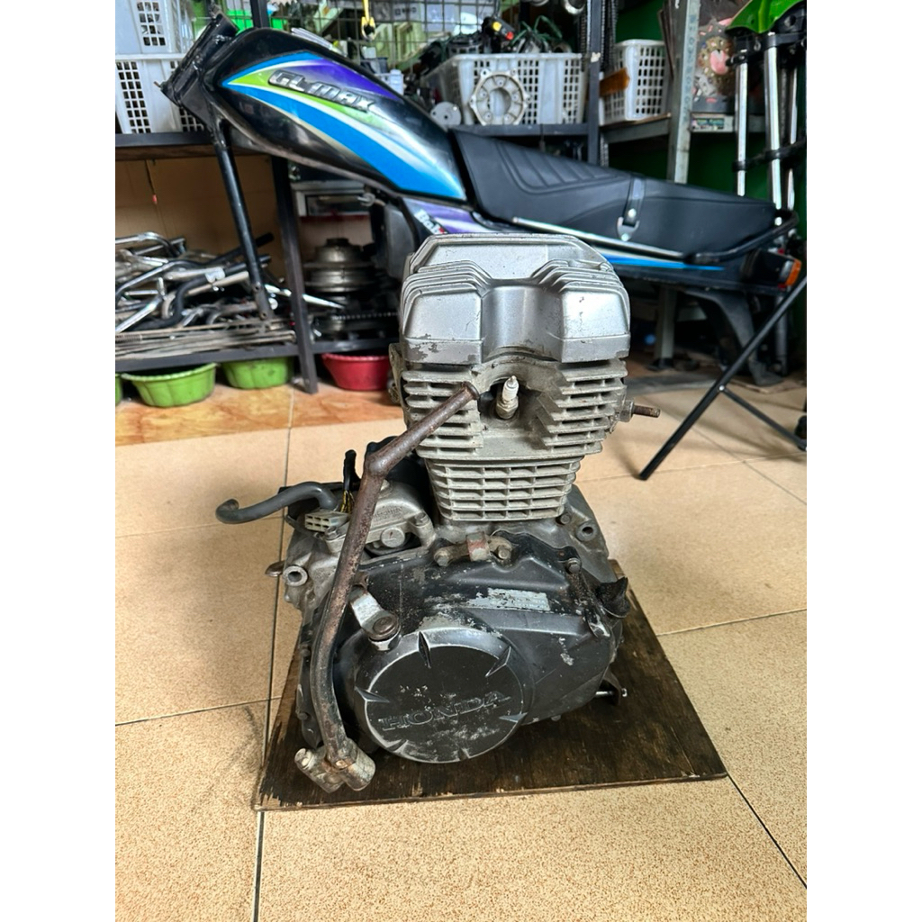 Mesin angine Honda Megapro mono original