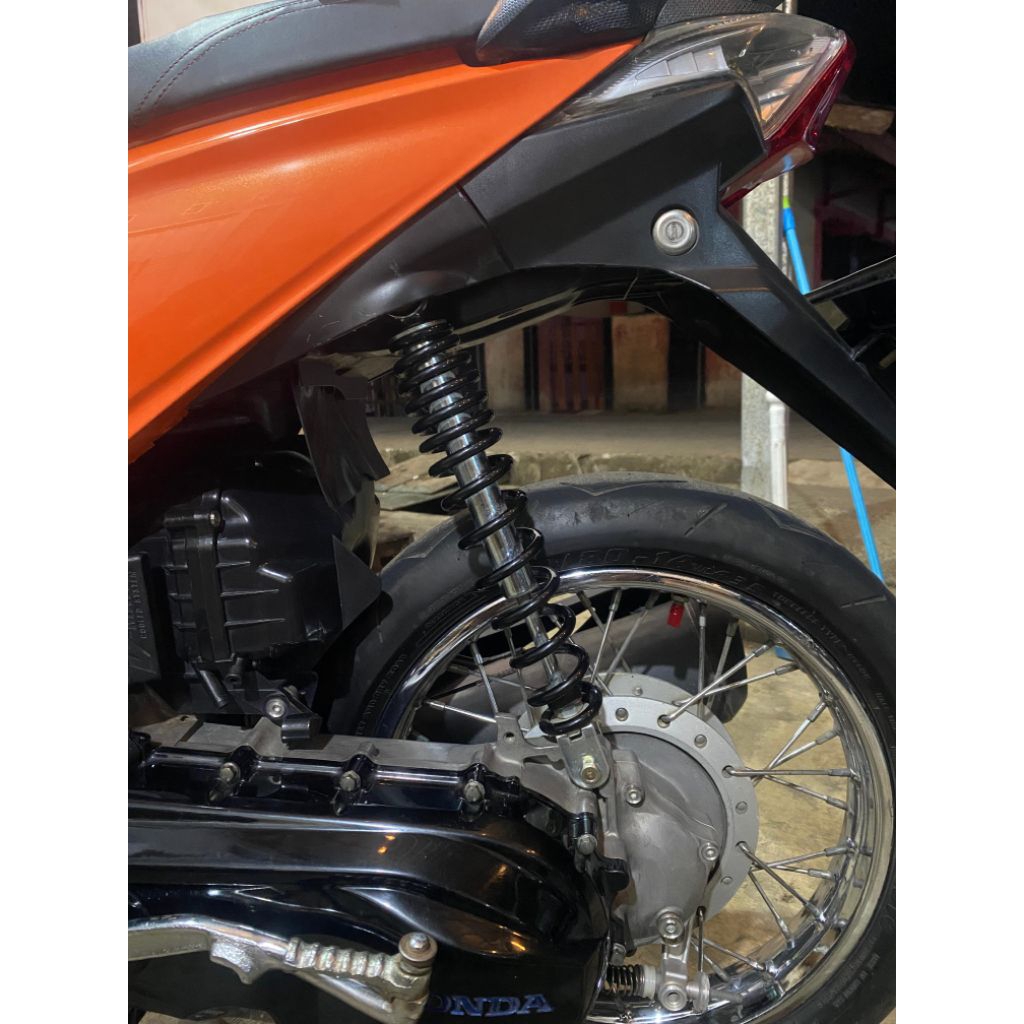 VELG VND AK55 MX KING BAN PIRELLI DIABLO ROSSO SPORT