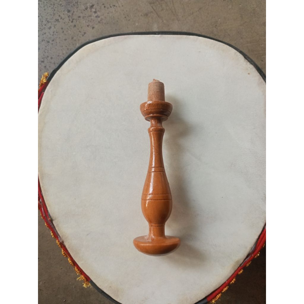 LEMAHAN /SIKILAN REBAB KAYU SAWO
