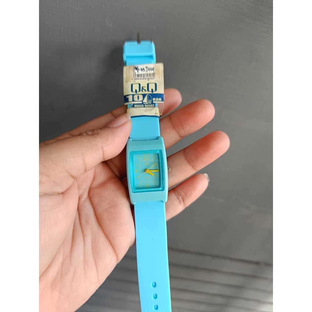 Jam Tangan Wanita Rubber Q&Q QNQ QQ VP33J804Y Original Bergaransi abadi_watch