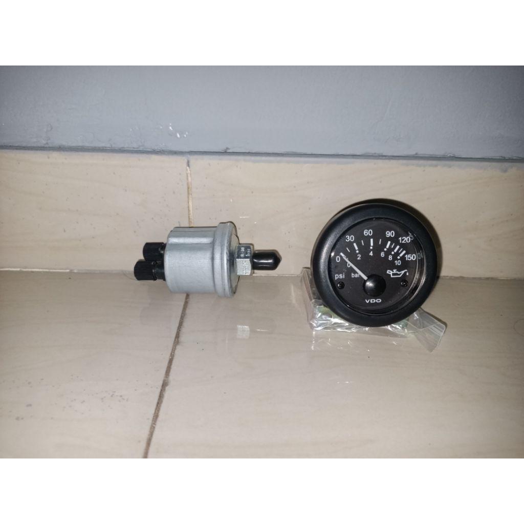 Oil Pressure Gauge VDO + Sensor Pressure Oil
