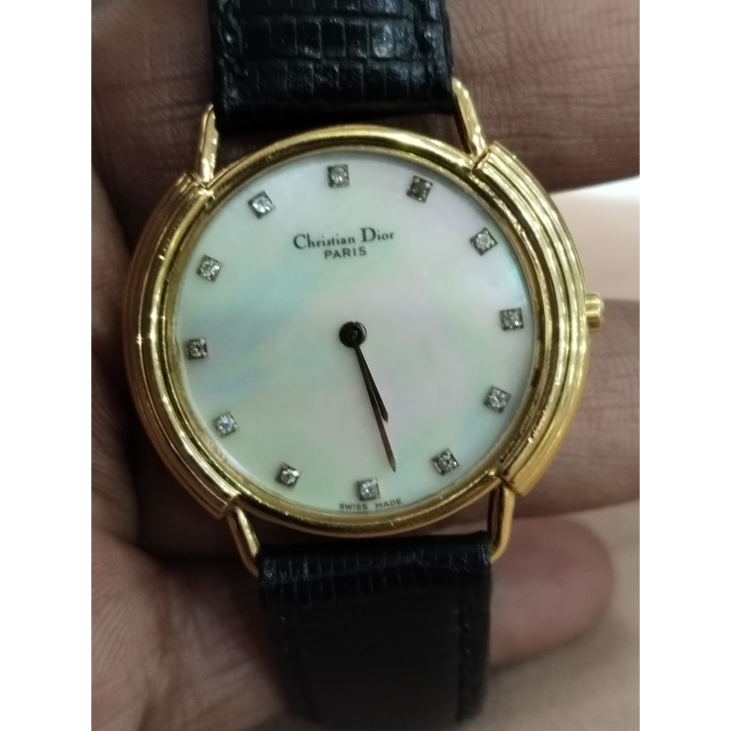 Jam tangan C*ntian Dior berlian natural dial kerang gold plate saphire original swiss mulus