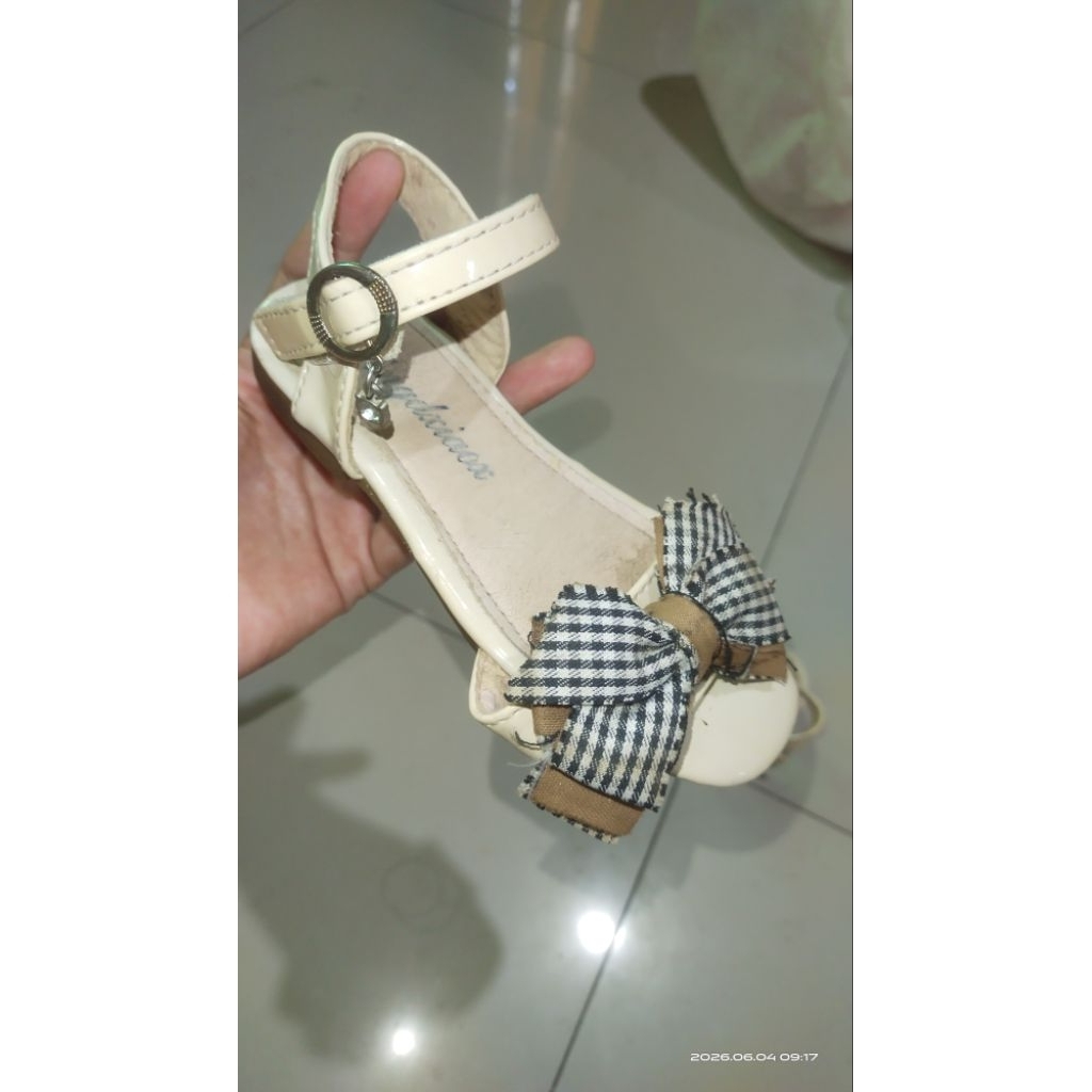 PL Sepatu Anak