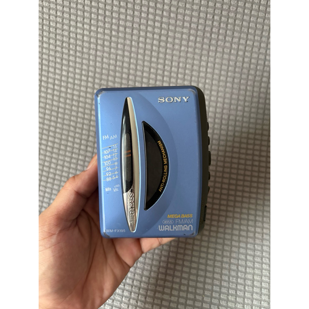 Walkman Sony WM-FX195