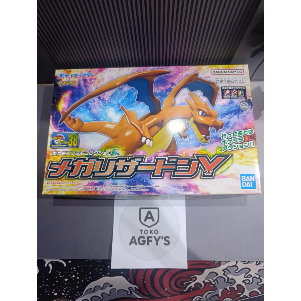 Pokemon Plamo Charizard X & Y - Original