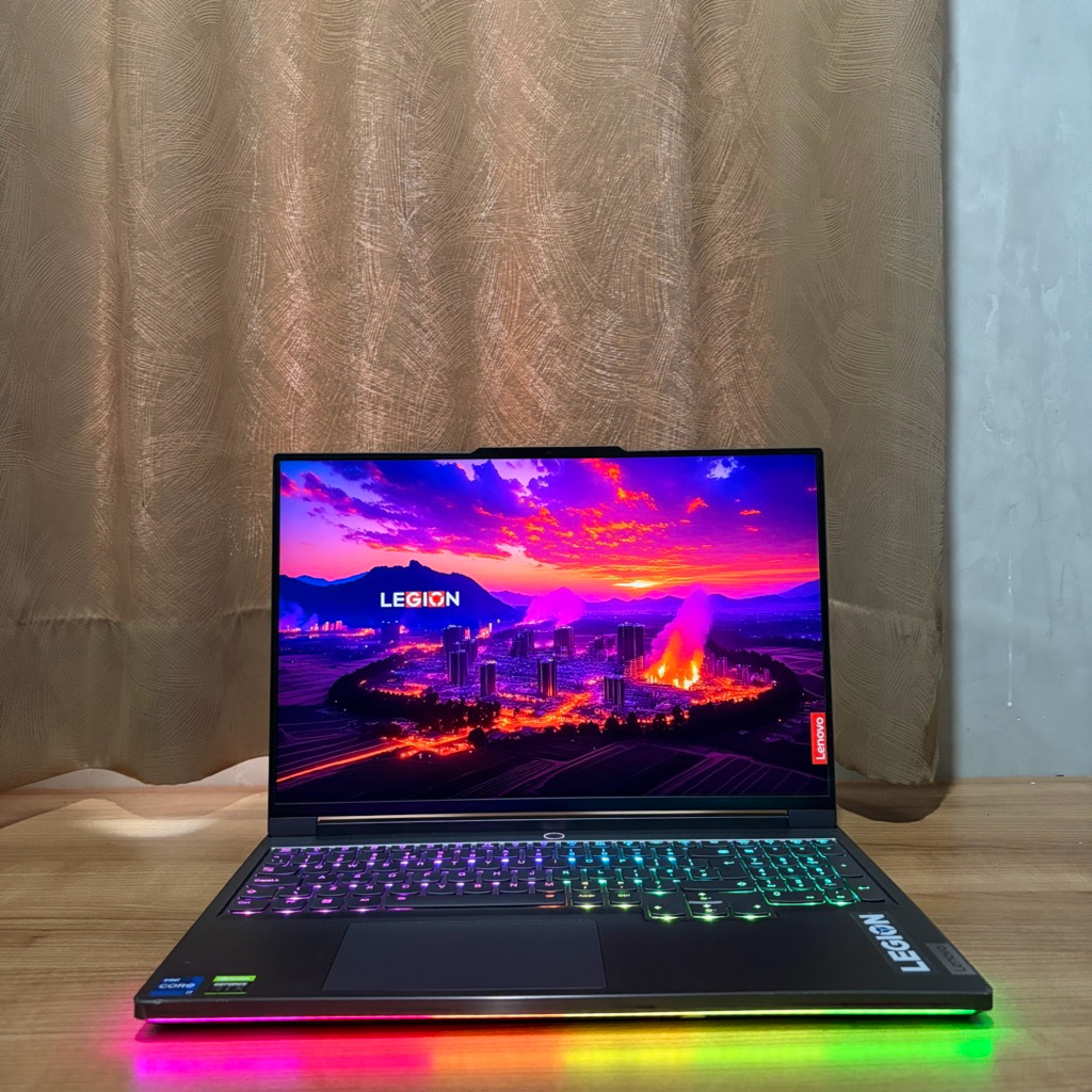 Laptop Gaming Lenovo Legion 7 16IAX7 i7 12800HX 16/1TB RTX 3070Ti 8GB