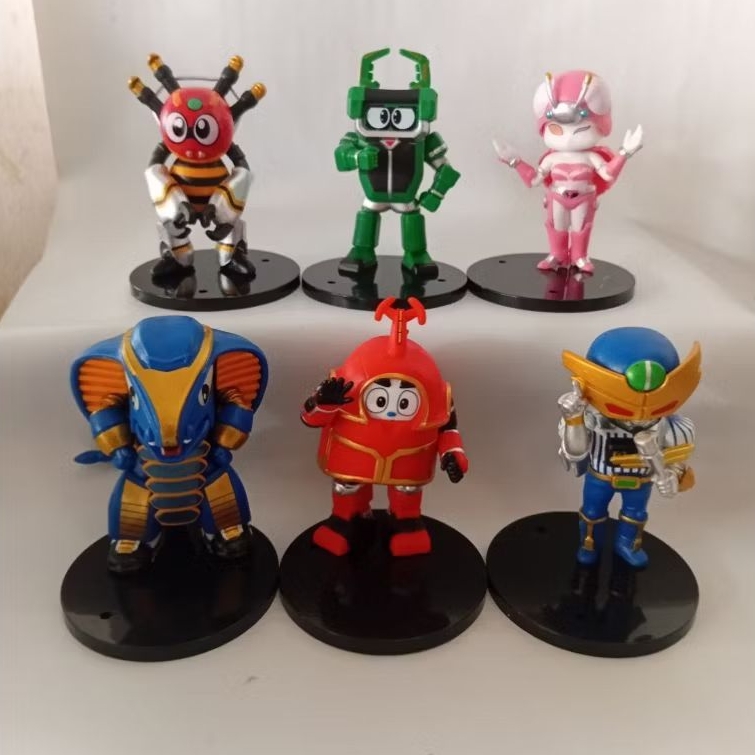 Mainan Action Figure Robot Kabutaku