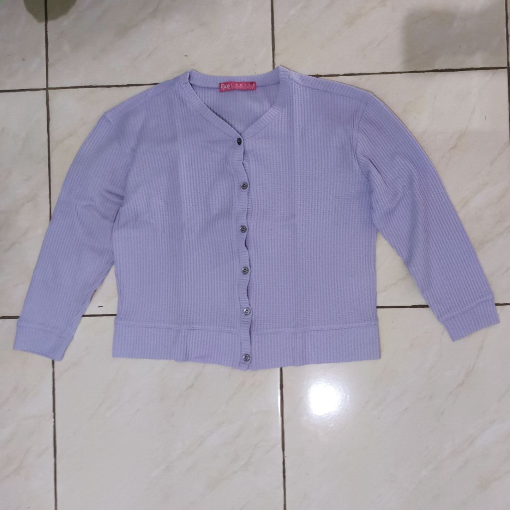 Preloved Cardigan Sweater Rajut Lembut Ungu Lilac