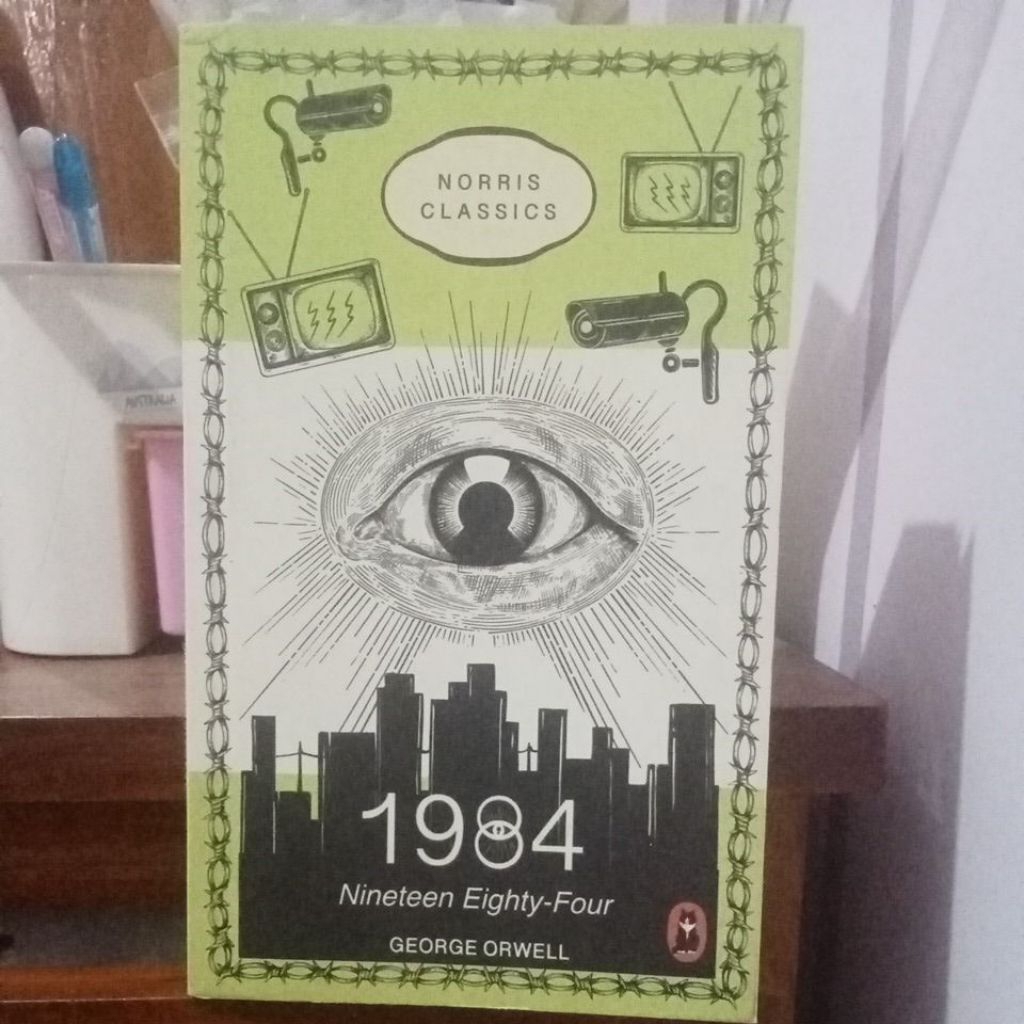 Novel 1984 Eng. ver | Preloved