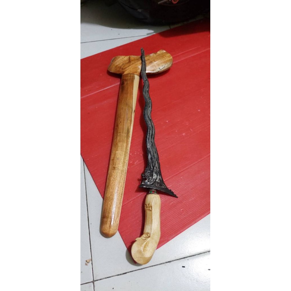 KERIS NAGA SILUMAN