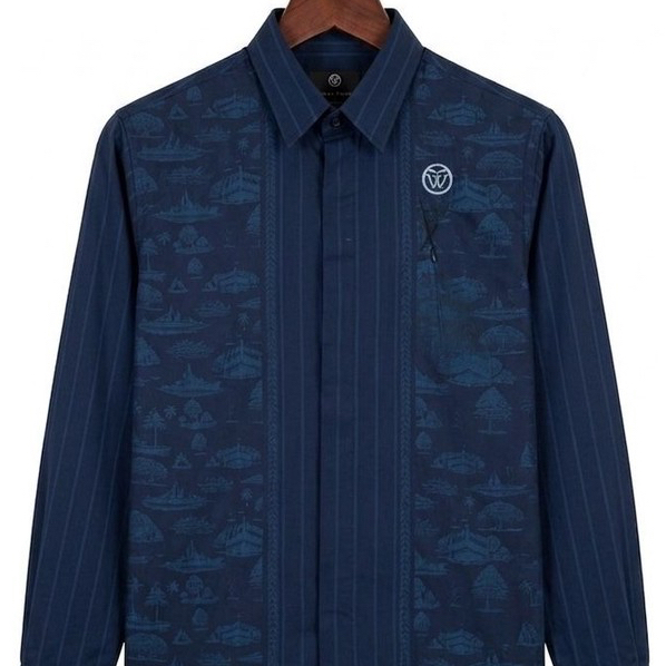 TANAHWARI – Kemeja Panjang Pria Motif Jejak Swatantra – Teal Blue