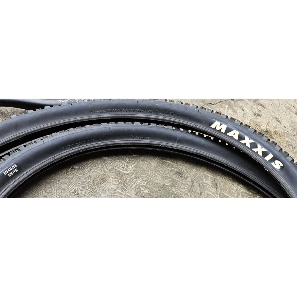 Maxxis ardent 29x2.25