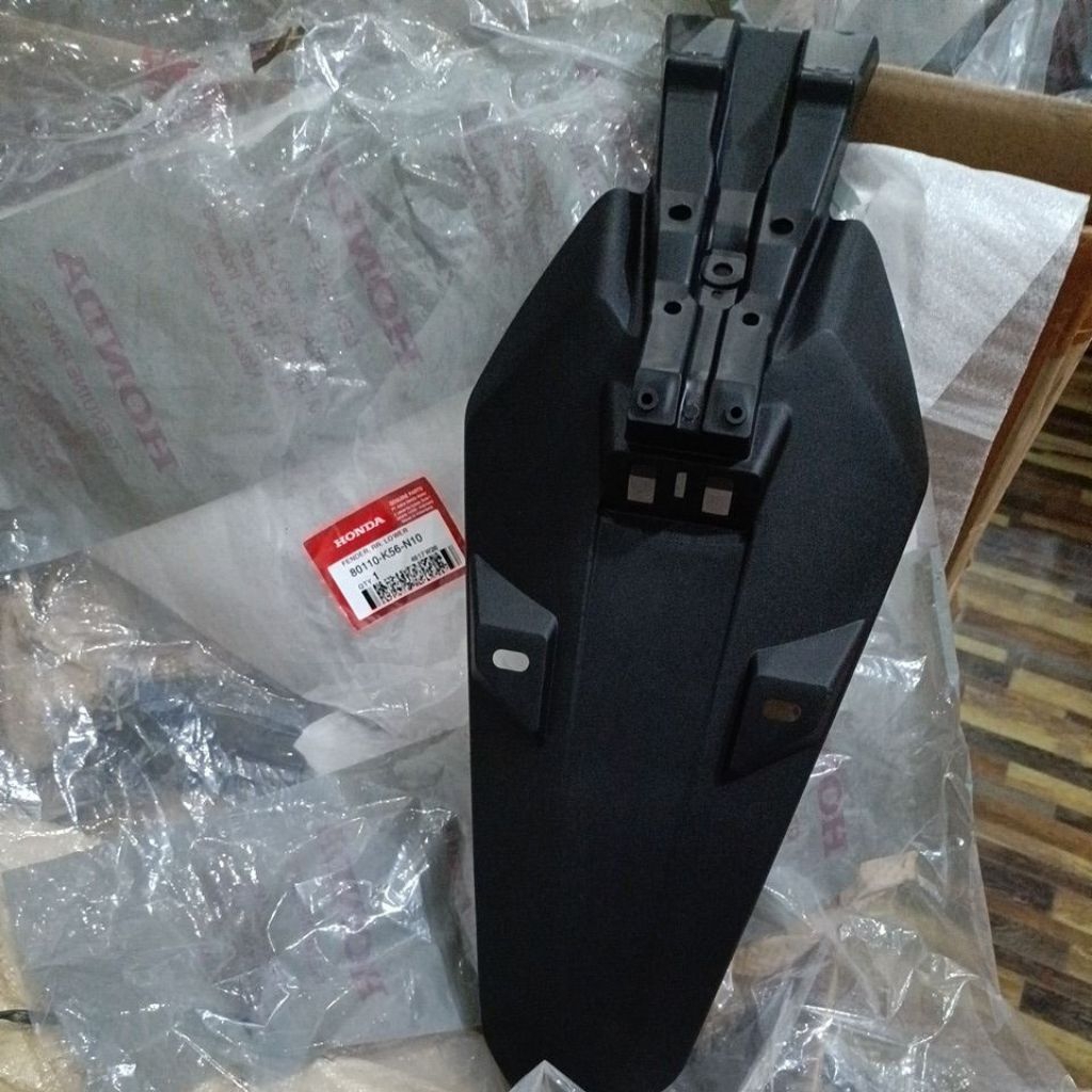 80110 K56 N10 FENDER RR LOWER SLEBOR SPAKBOR BELAKANG SUPRA GTR150 original