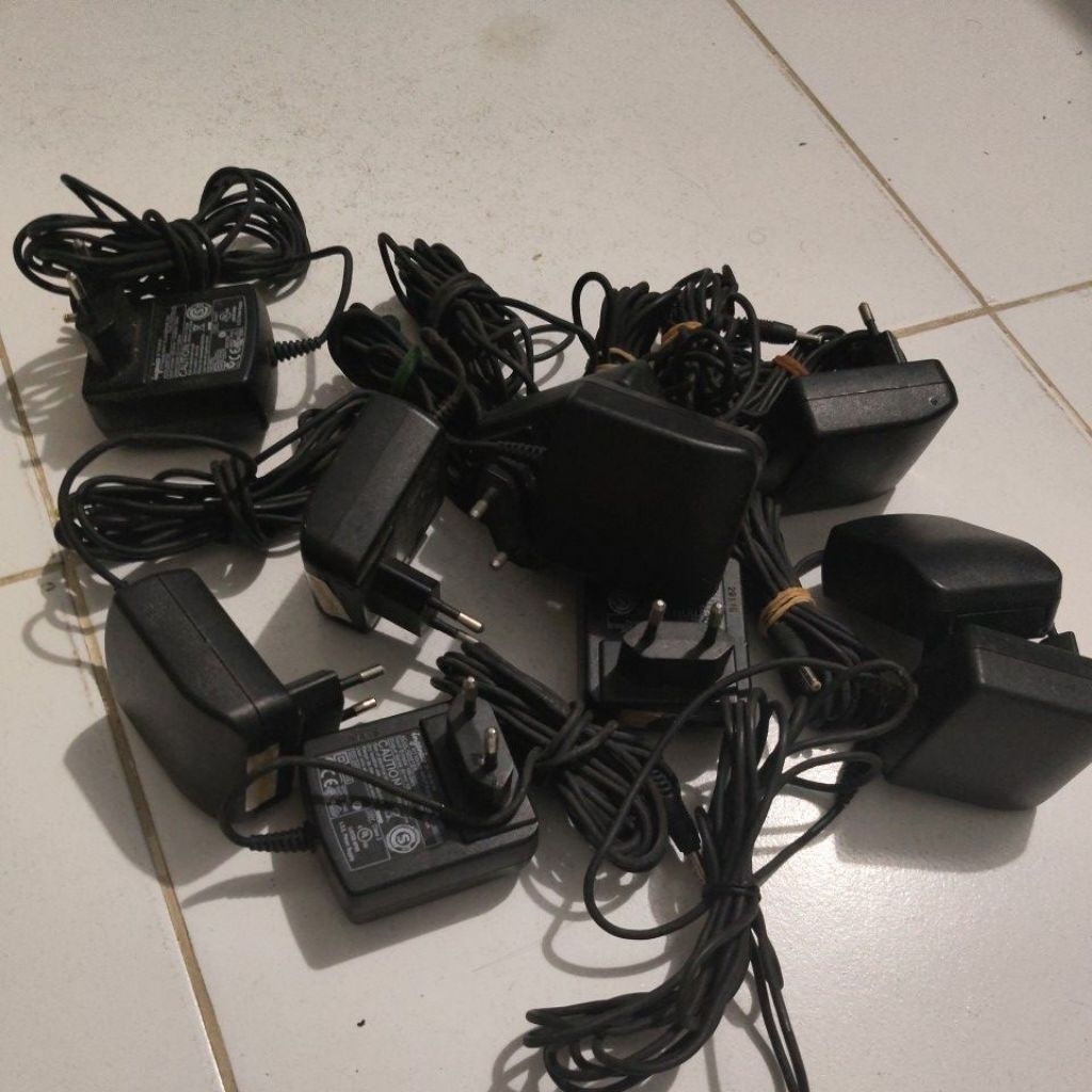 Adaptor STB TANAKA ORIGINAL 5V 1A Jack Kecil bekas tapi original