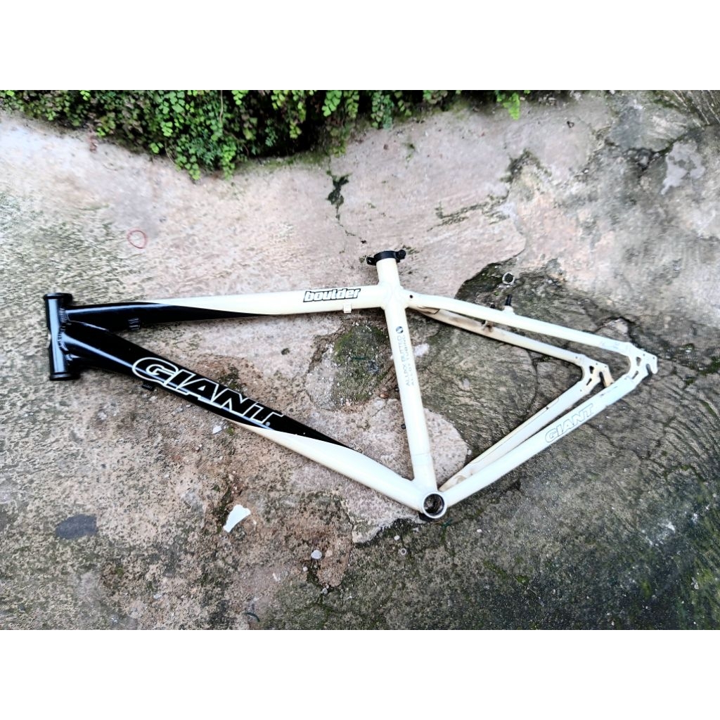 Frame Sepeda Giant Boulder MTB