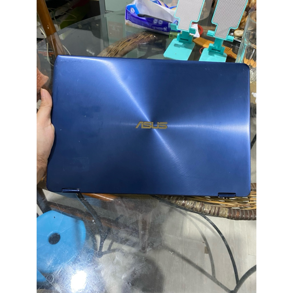 ASUS ZENBOOK FLIP UX370U