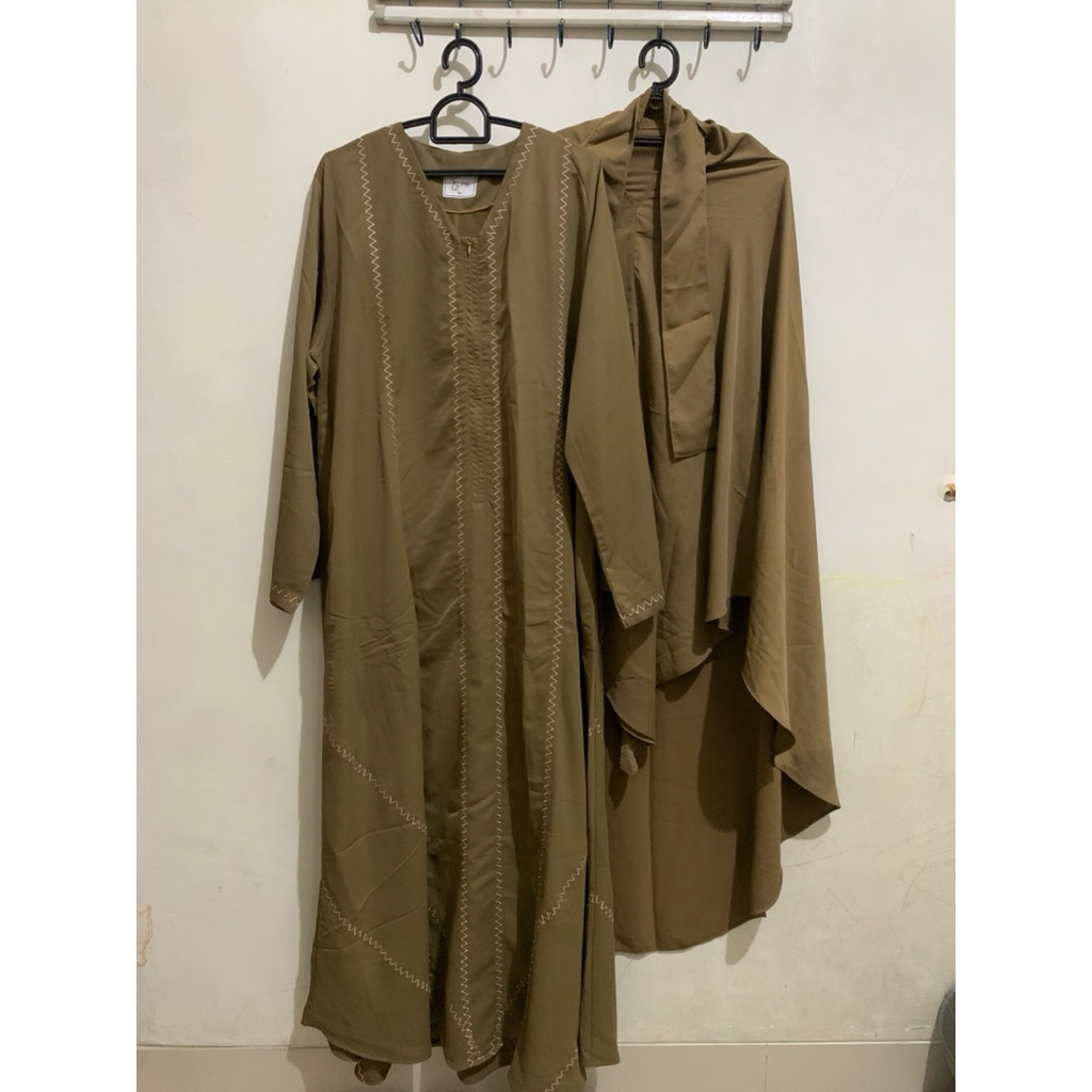 Zet abaya series by sofni