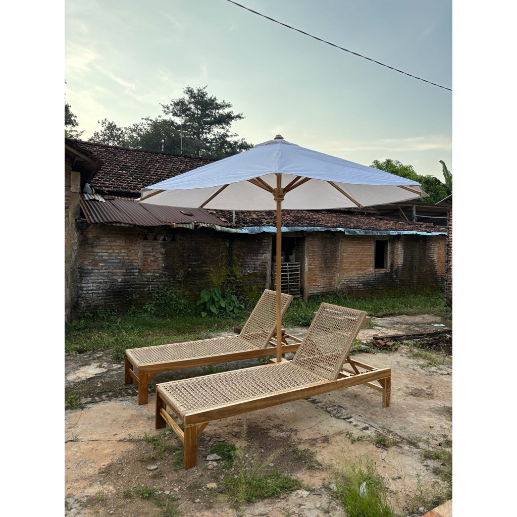 lounger 2 table 1 umbrella 1
