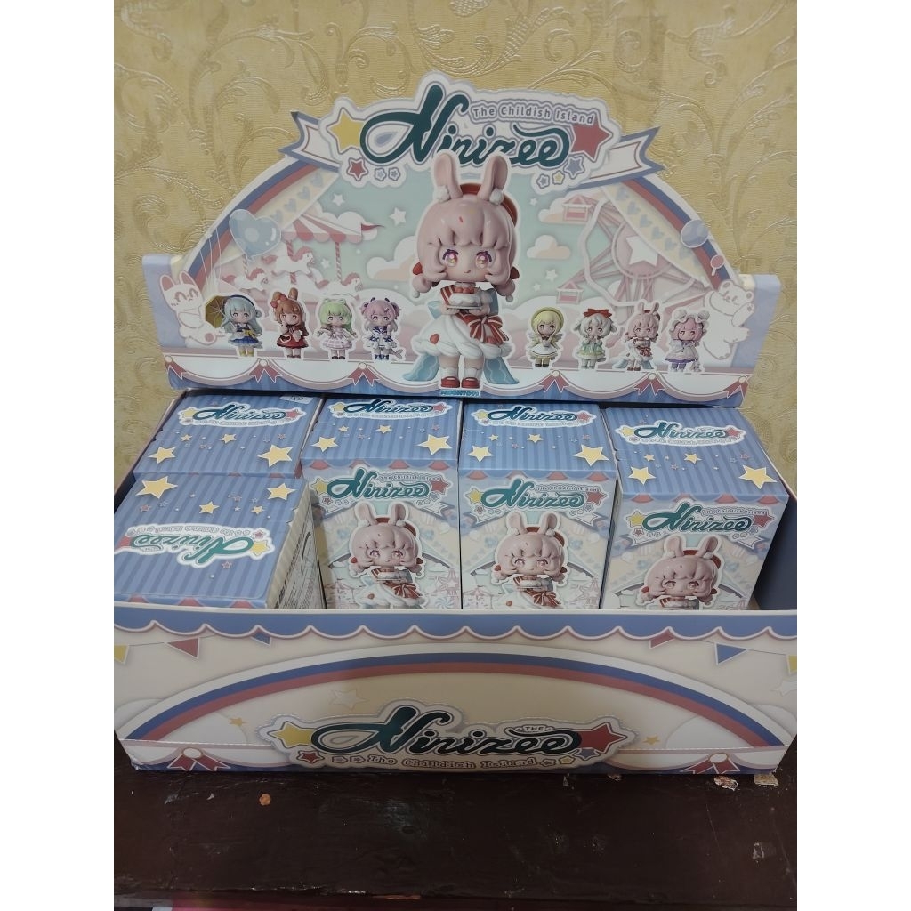 Ninizee figure