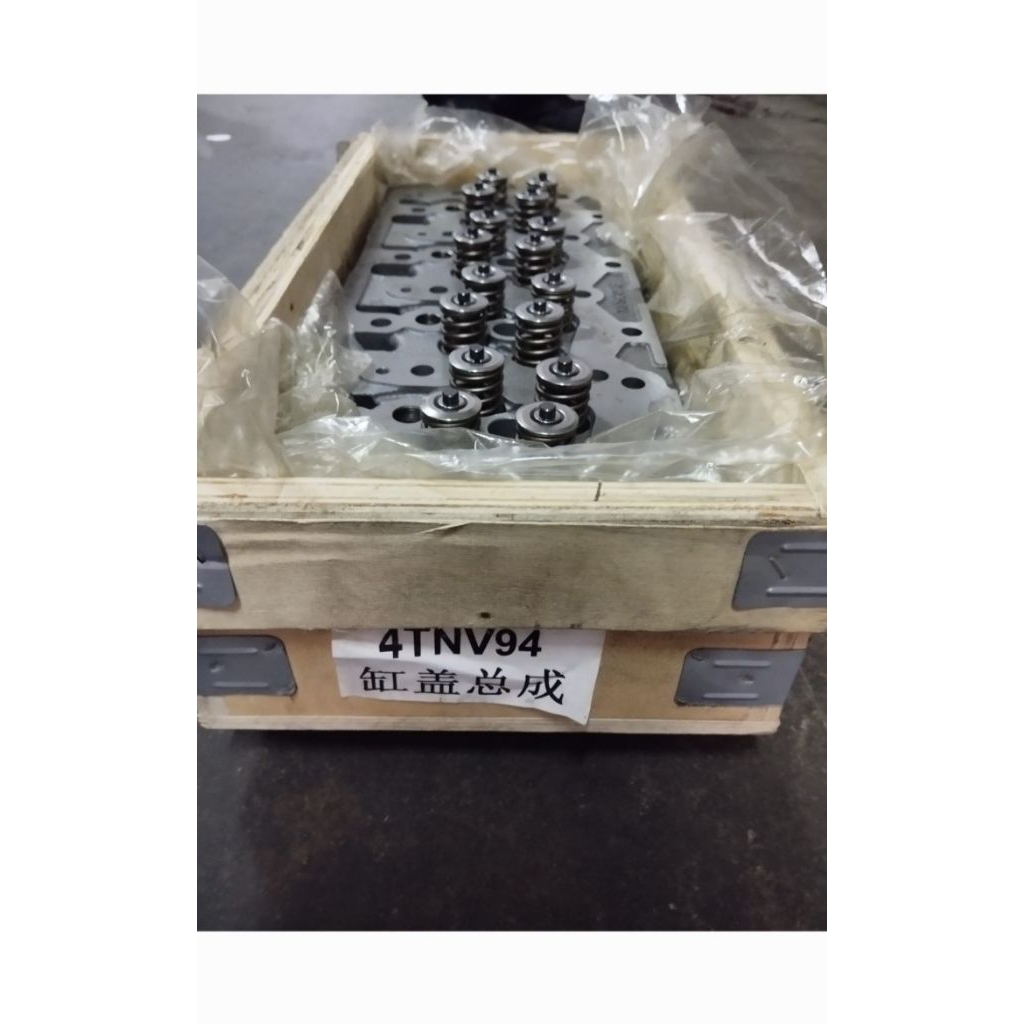 Cylinder head assy Yanmar 4TNV94 ( 16 valve)